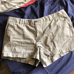 Light khaki shorts